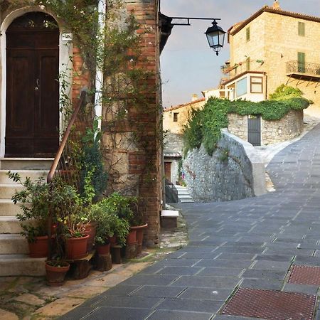 サルテアーノ Palazzo Pio III - Residenza D'Epoca Bed & Breakfast エクステリア 写真
