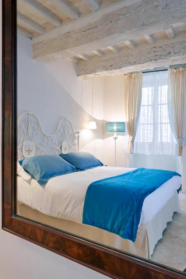 サルテアーノ Palazzo Pio III - Residenza D'Epoca Bed & Breakfast エクステリア 写真