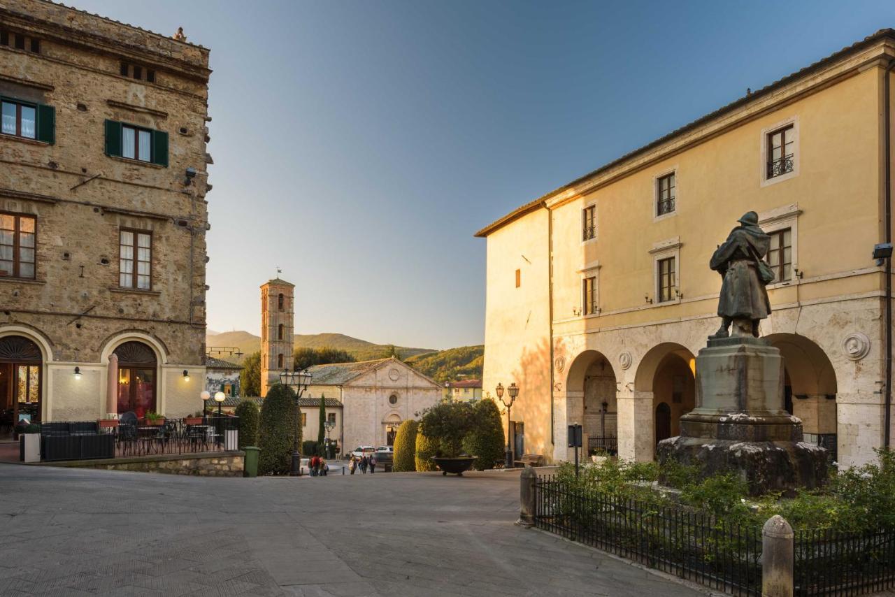 サルテアーノ Palazzo Pio III - Residenza D'Epoca Bed & Breakfast エクステリア 写真